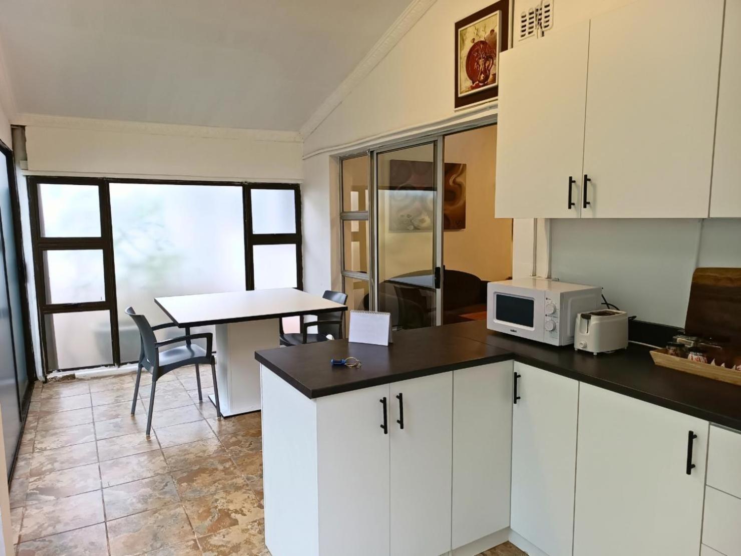 Zur See - No Loadshedding Ballito Room photo